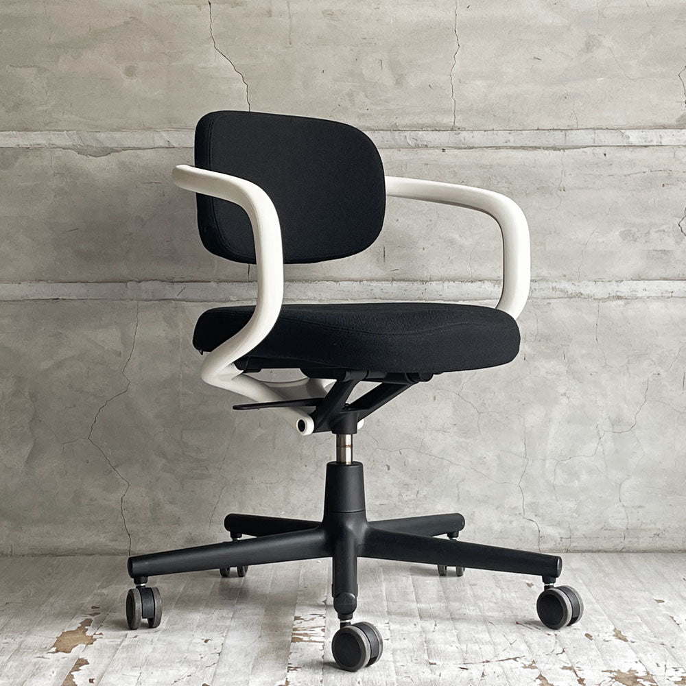 【学芸大学店】ヴィトラ vitra オールスター Allstar オフィスチェア デスクチェア ホワイト × ブラック コンスタンチン・グルチッチ 買取させていただきました。