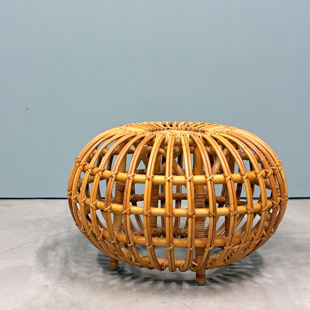 【経堂店】シカデザイン Sika Design ラタンスツール S フランコ アルビニ Franco Albini ハンドメイド デンマーク 北欧 ACTUS取扱 買取させていただきました。