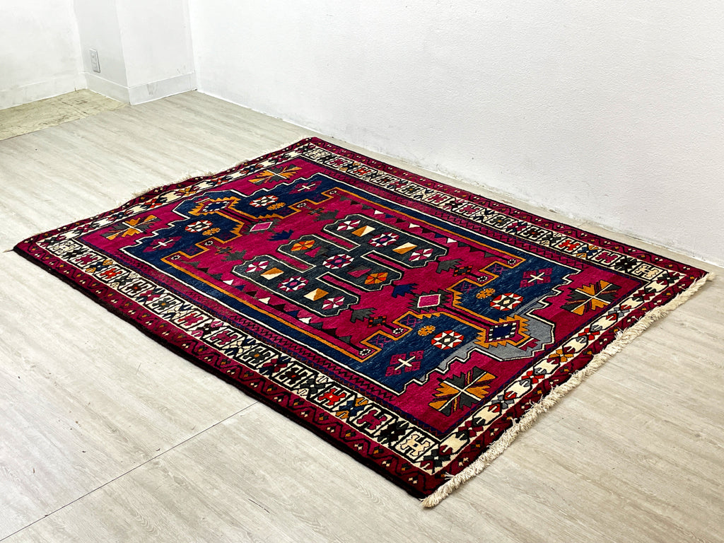 イラン バクティアリ族 トライバル ラグ ギャッベ 絨毯 ウール 210×153cm 幾何学 レッドパープル ペルシャ絨毯 ビンテージ 中古品 買い取りしました。