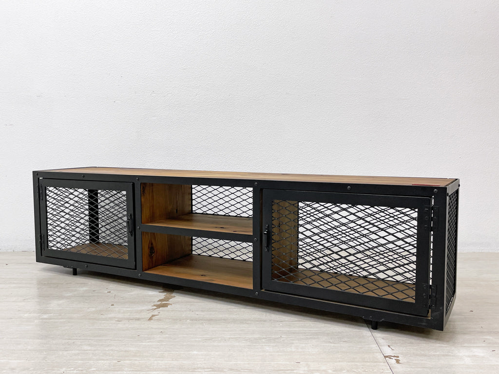 インダストリアルブランチ INDUSTRIAL BRANCH TVボード ROBUST GUY TV-021 AVボード 純国産檜無垢材 黒皮鉄 工業系 国産家具 定価￥214,200- 中古品 買い取りしました。