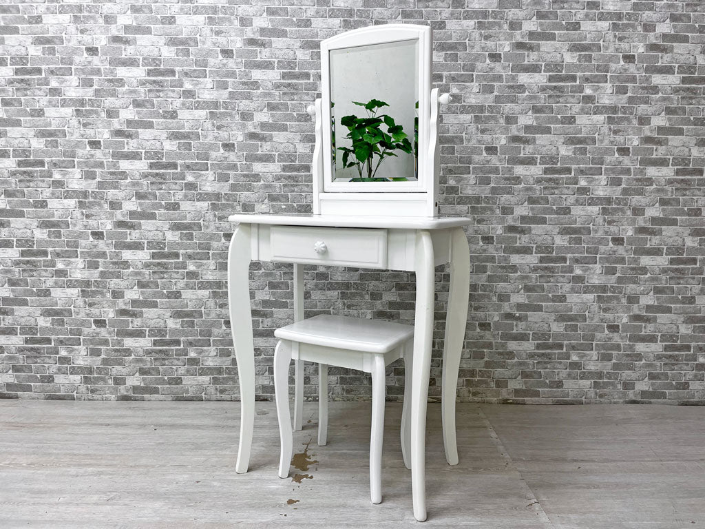 ビーカンパニー B-COMPANY 白井産業 エミタージュ EMT-DS-01 ドレッサー スツール付き ヨーロピアンクラシカルスタイル ホワイト 買い取りしました。