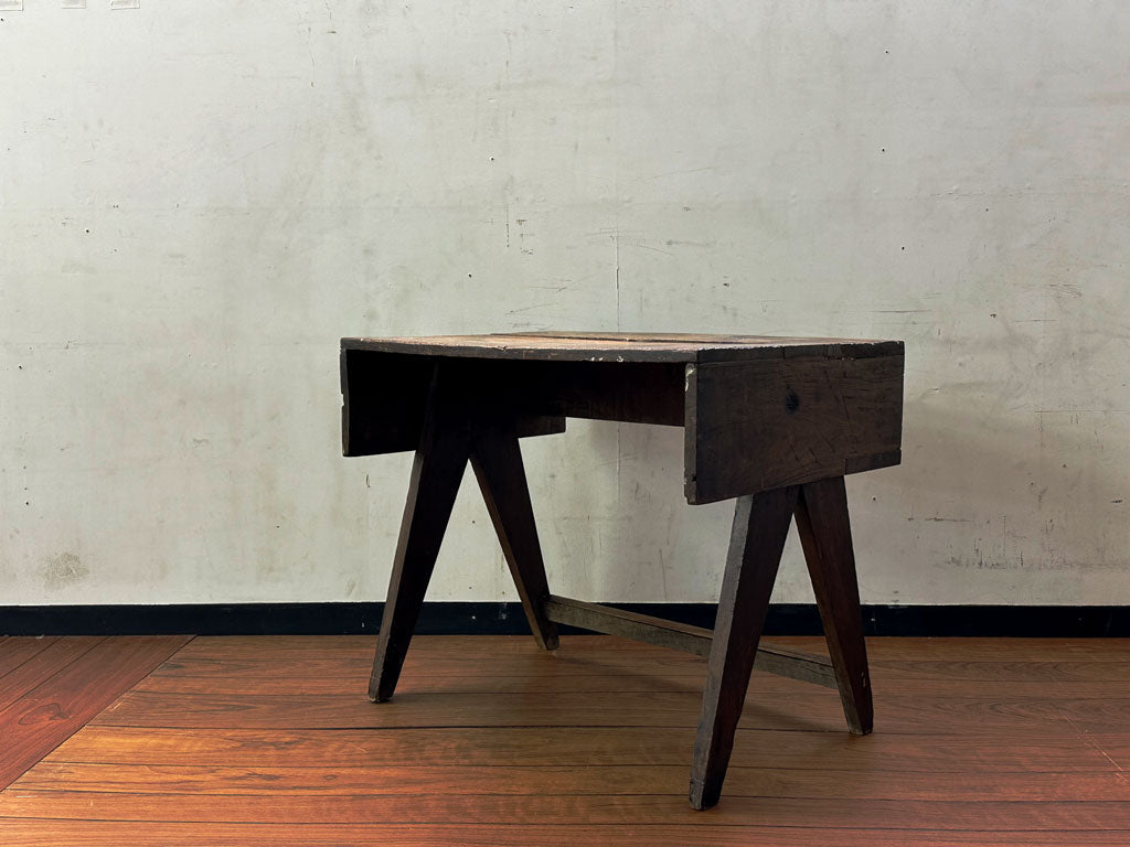 ピエール・ジャンヌレ Pierre Jeanneret Vレッグ V-leg スクールデスク チーク材 1950～60年代 ビンテージ 希少  中古品 買い取りしました。
