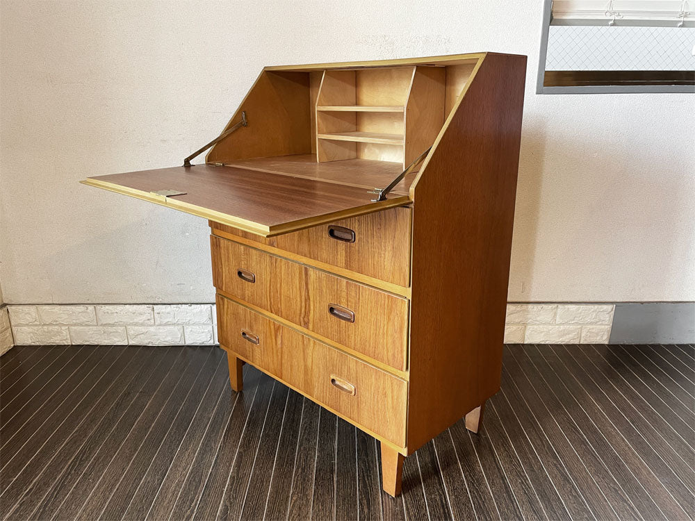 北欧ビンテージ Scandinavian Vintage チーク材 ライティングビューロー キャビネット チェスト W73cm 抽斗3杯 鍵欠品 北欧家具 中古品  買い取りしました。