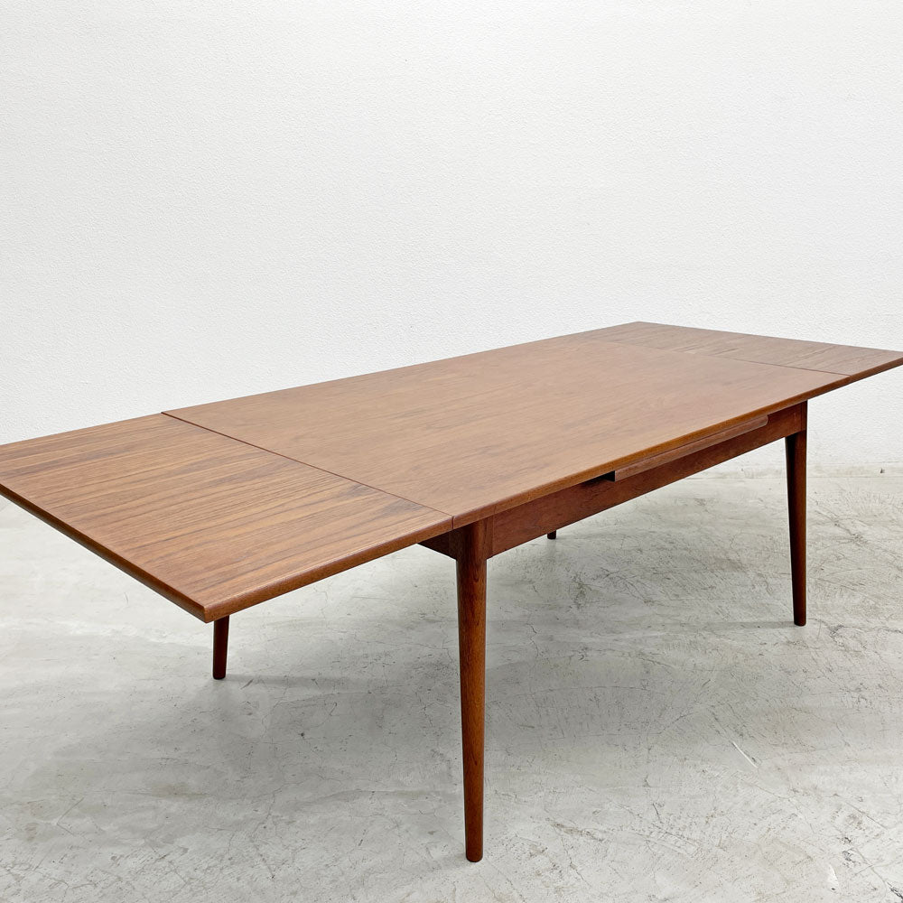 【登戸BASE店】デンマークビンテージ Danish Vintage エクステンションダイニングテーブル チーク材 伸長式 ドローリーフ型 北欧家具 買取させていただきました。