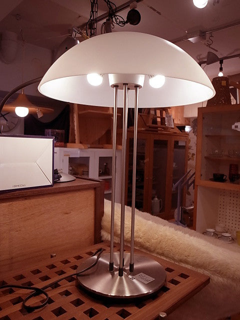 LIMBURG リンブルグ「TABLE LIGHT S8216」テーブルスタンド ドイツ製 ヤマギワ取扱～エグゼクティブにテーブルを照らす【買取と販売とレンタルのお店】