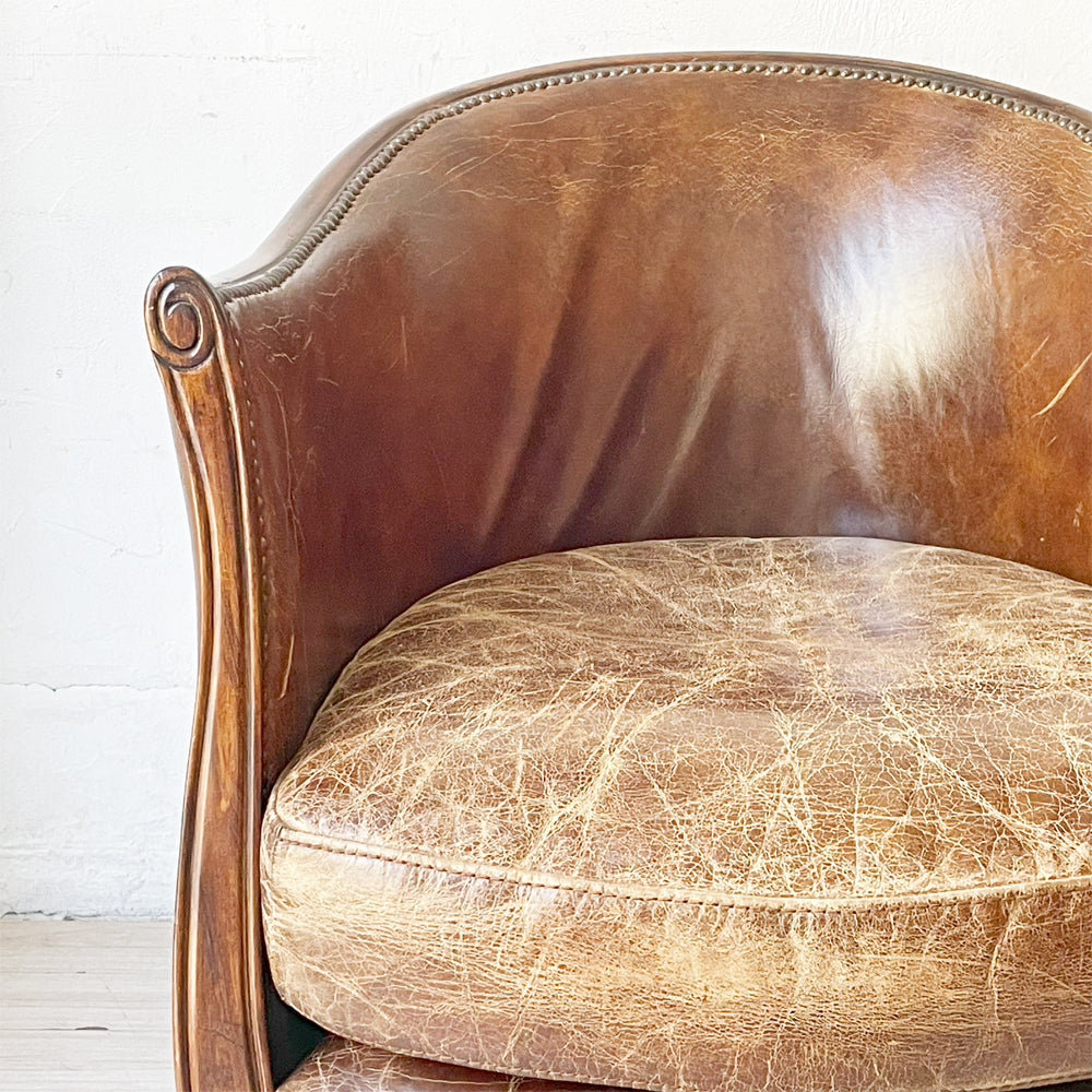 ハロ HALO デコ タブ チェア DECO TUB CHAIR ラウンジチェア 1人掛けソファ 本革 ラバーウッド ビンテージ加工 鋲打～伝統を現代に馴染ませた一脚～