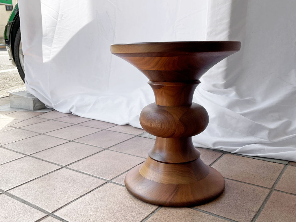 ハーマンミラー Herman Miller イームズ ウォールナットスツール Eames Walnut Stools 412 ミッドセンチュリー 名作 中古品 買い取りしました。
