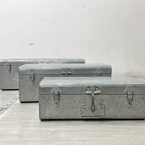 【祖師ヶ谷大蔵店】ザ・コンランショップ THE CONRAN SHOP ガルバナイズドトランク Galvanized Trunk 3点セット スーツケース ツールボックス ブリキ 廃番 買取させていただきました。