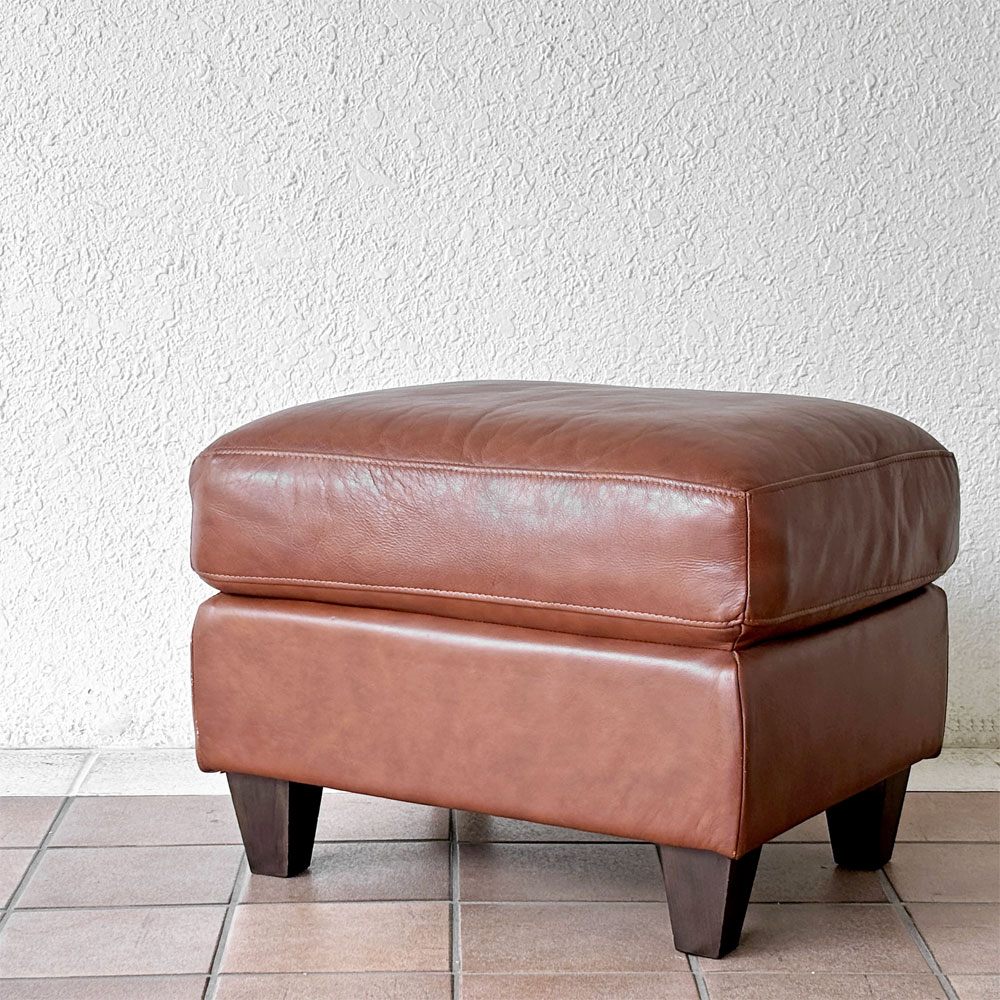 【用賀店】イデー IDEE リラ オットマン RIRA OTTOMAN フットスツール オットマン 本革 レザー ナラ材 ブラウン系 W60cm  買取させていただきました。