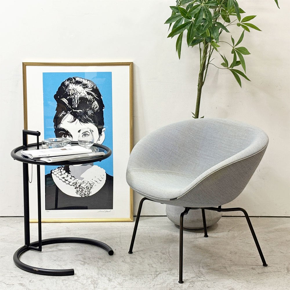 【祖師ヶ谷大蔵店】フリッツハンセン Fritz Hansen ポットチェア POT Chair ラウンジチェア ファブリック クリスチャンハウン ライトグレー系 スチールレッグ アルネ・ヤコブセン Arne Jacobsen 買取させていただきました。