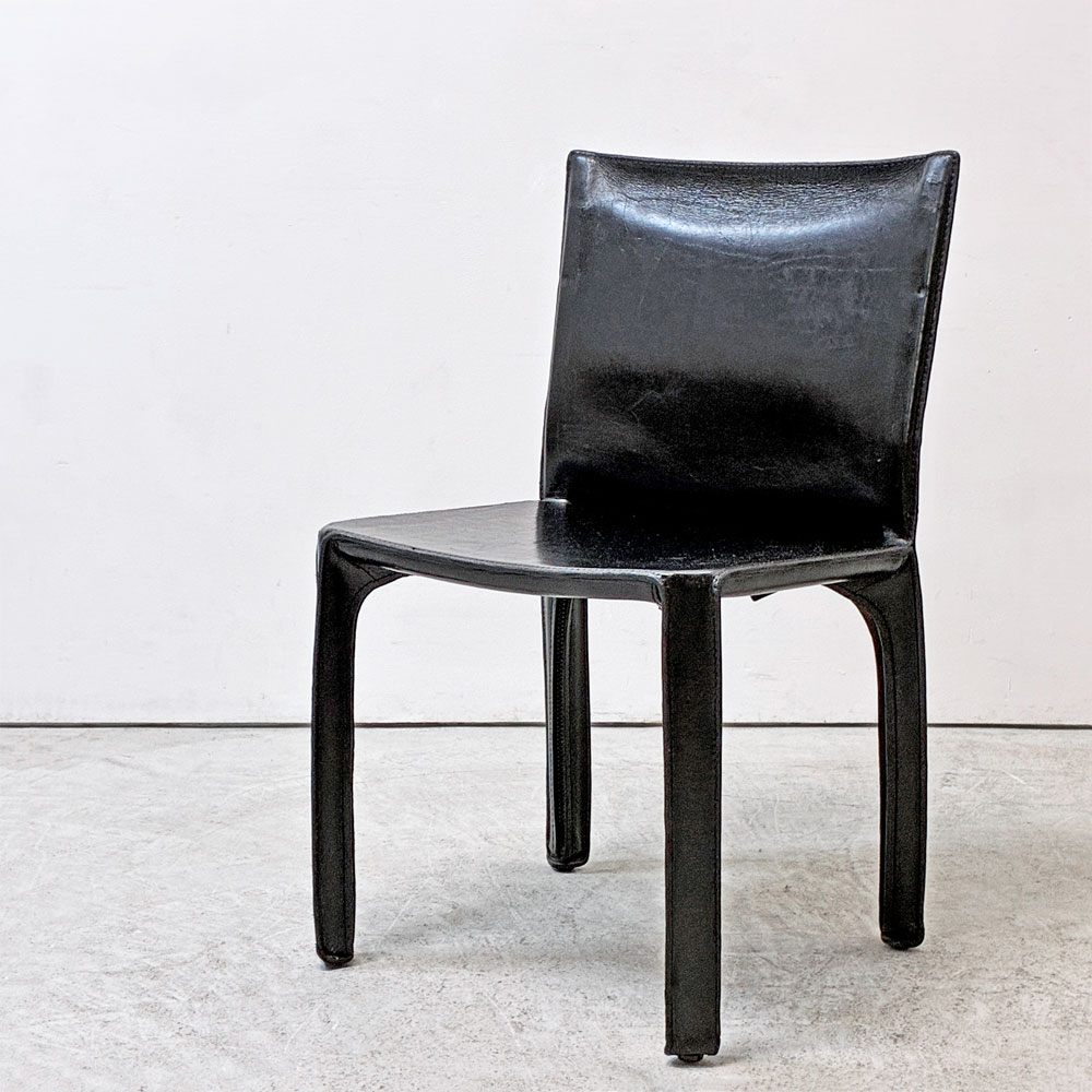 【祖師ヶ谷大蔵店】カッシーナ Cassina キャブチェア 412 CAB CHAIR アームレス 最高級本革 マリオ・ベリーニ MoMA 永久展示品 イタリアンモダン 買取させていただきました。
