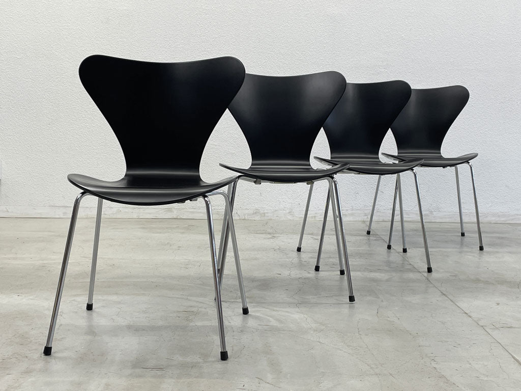 フリッツハンセン Fritz Hansen セブンチェア ダイニングチェア ～ ブラックラッカーを再塗装して真新しく生まれ変わったTHE SEVEN