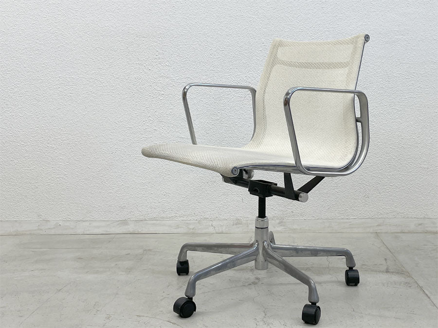 ハーマンミラー Herman Miller アルミナムグループ マネジメントチェア 5本脚 ～ ハーマンミラー社独自の特殊繊維によるメッシュ張り