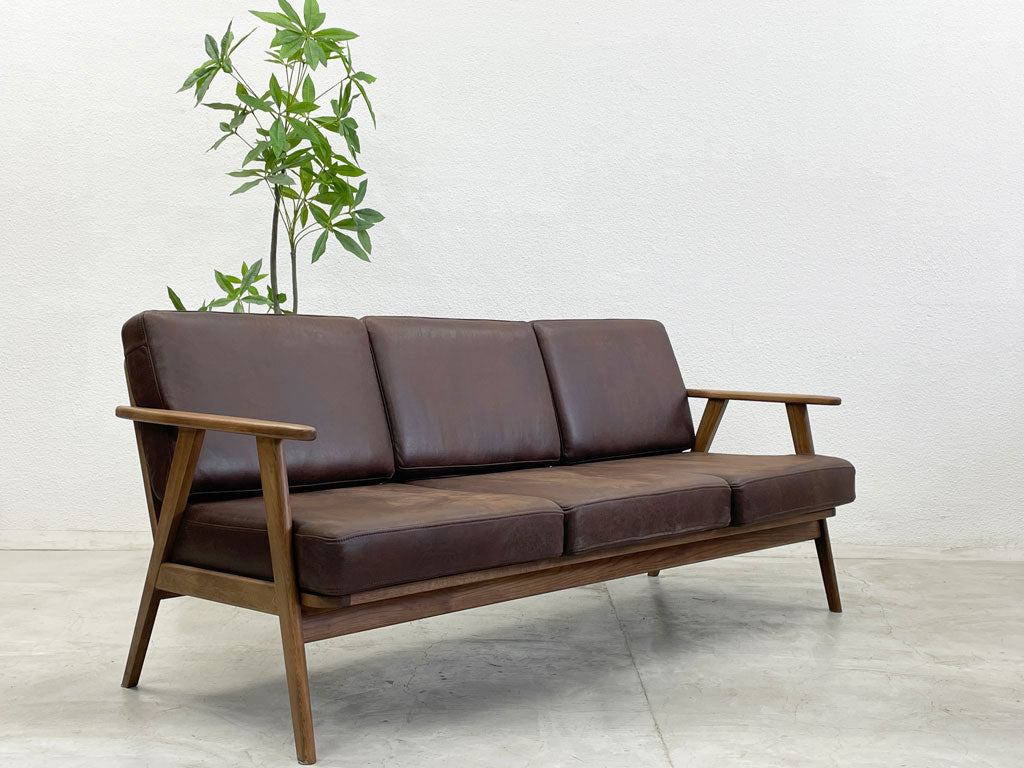 クラッシュゲート CRASH GATE ハリス 3シーターソファ HARRIS SOFA カカオ ～ 広くて美しいディテール、お部屋のイメージチェンジにいかがでしょう