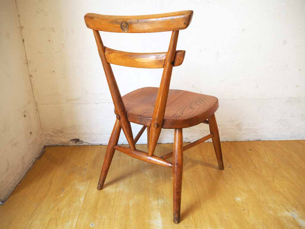 アーコール ERCOL ビンテージ ダブルバックチェア イエロードット スタッキングチェア エルム材 スクールチェア UK ～ そこにあるだけでインテリアとの調和が取れるチェア