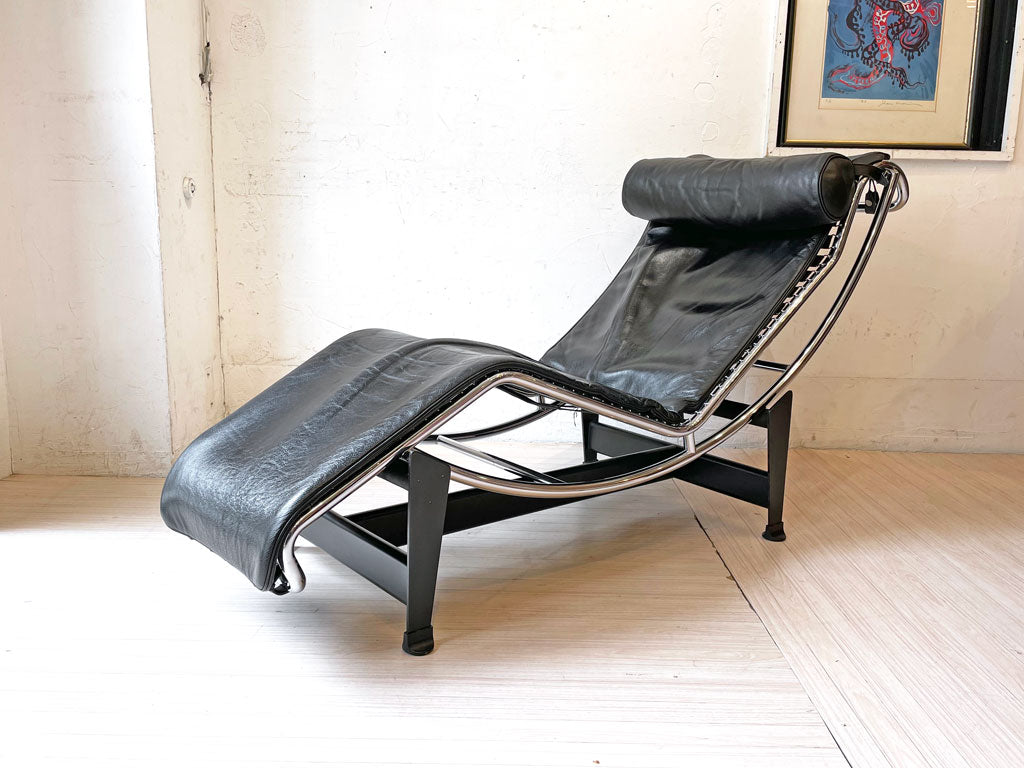 カッシーナ Cassina LC4 シェーズロング 長椅子 寝椅子 レザー 本革 ル・コルビュジエ Le Corbusier MoMAコレクション 定価￥880,000- 現状品 ～独創的なデザインと休養のかたち～