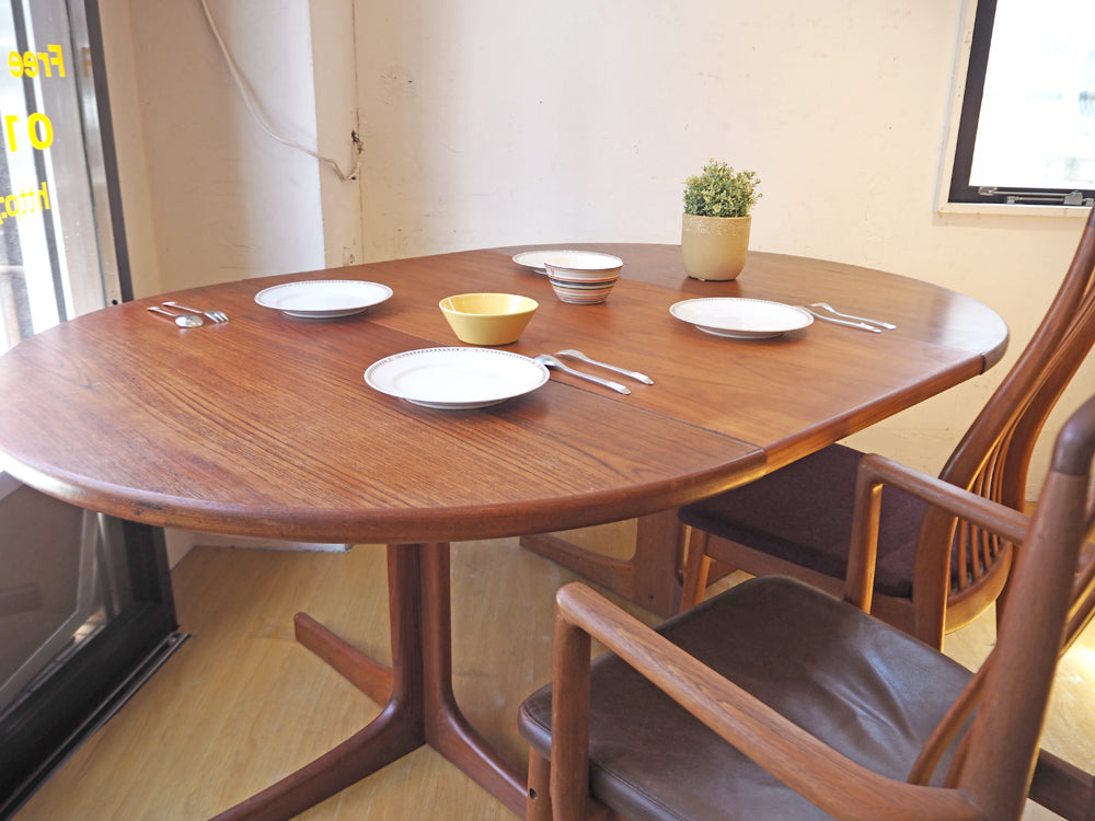 北欧ビンテージ Scandinavian vintage チーク材 ラウンド エクステンションダイニングテーブル 買い取りしました。