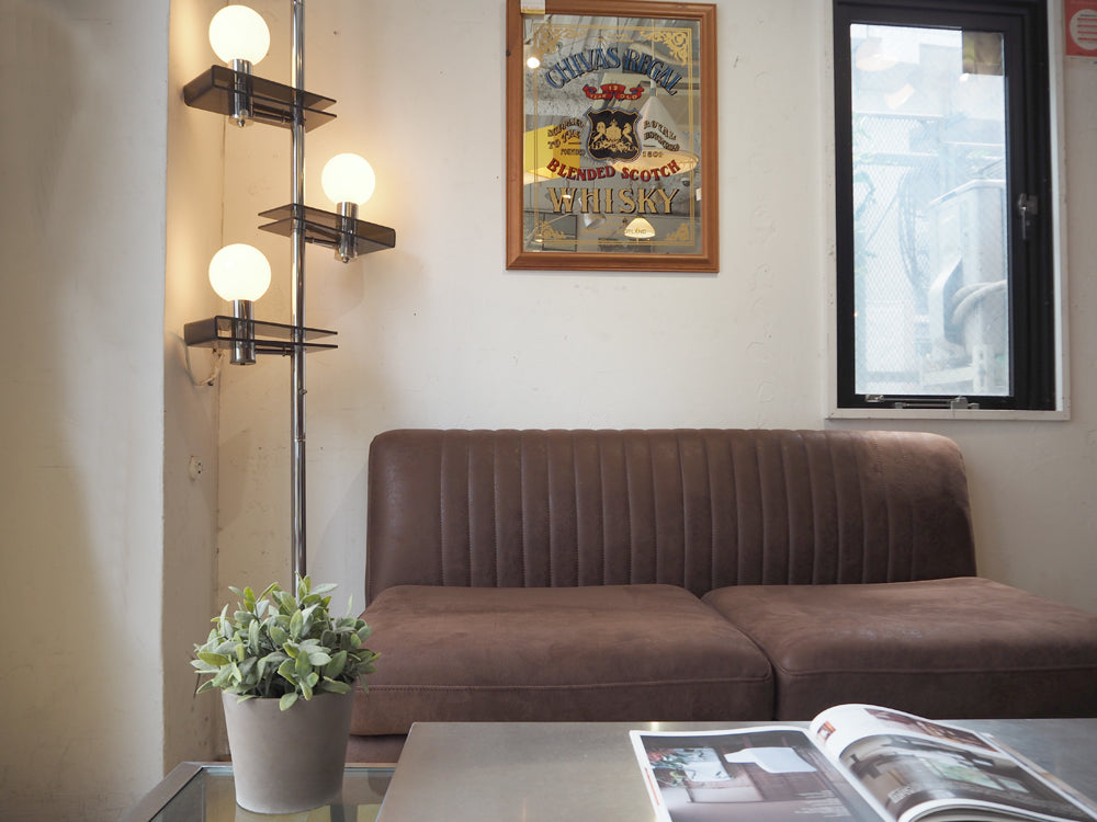 USビンテージ 3灯 突っ張り式 フロアランプ インダストリアル ミッドセンチュリー アクメファニチャー ACME FURNITURE 購入品 買い取りしました。