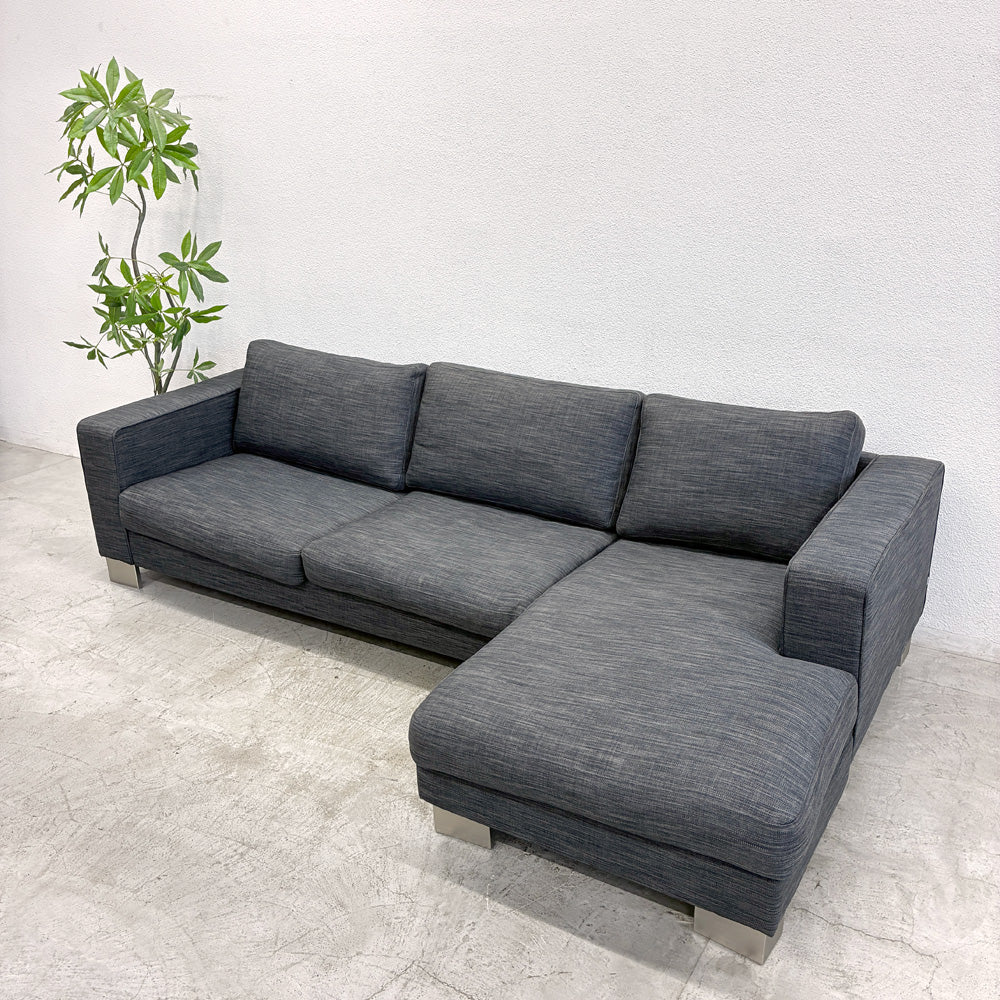 ボーコンセプト BoConcept I.D.V. カウチ ソファ セット ワンアーム 2P + シェーズロング メタルレッグ ネイビー系ミックスカラー生地 背座カバーリング仕様 W265cm デンマーク 北欧家具 ～ アーバンダニッシュモダンを体現するシック且つフレクシブルなソファ ～