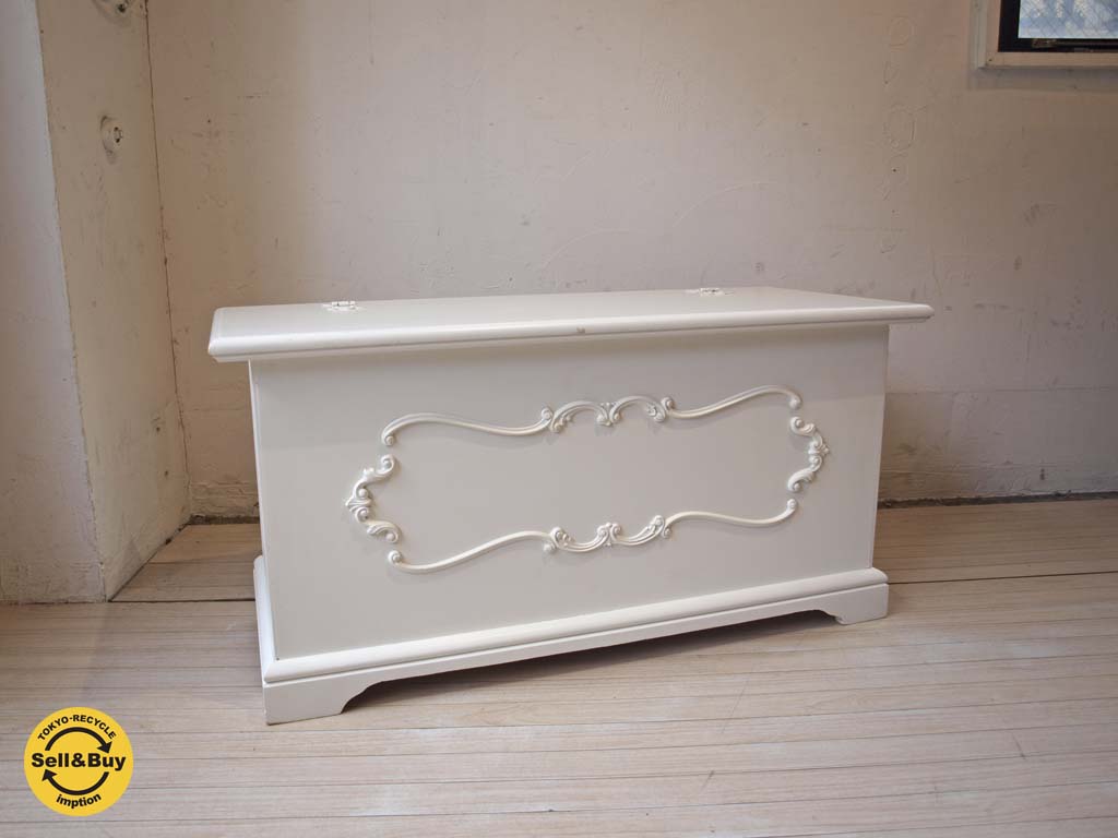 ブランケットボックス Blanket box ホワイトペイント 収納家具  中古品 買い取りしました。下北沢店 出張買取もお任せ下さい。