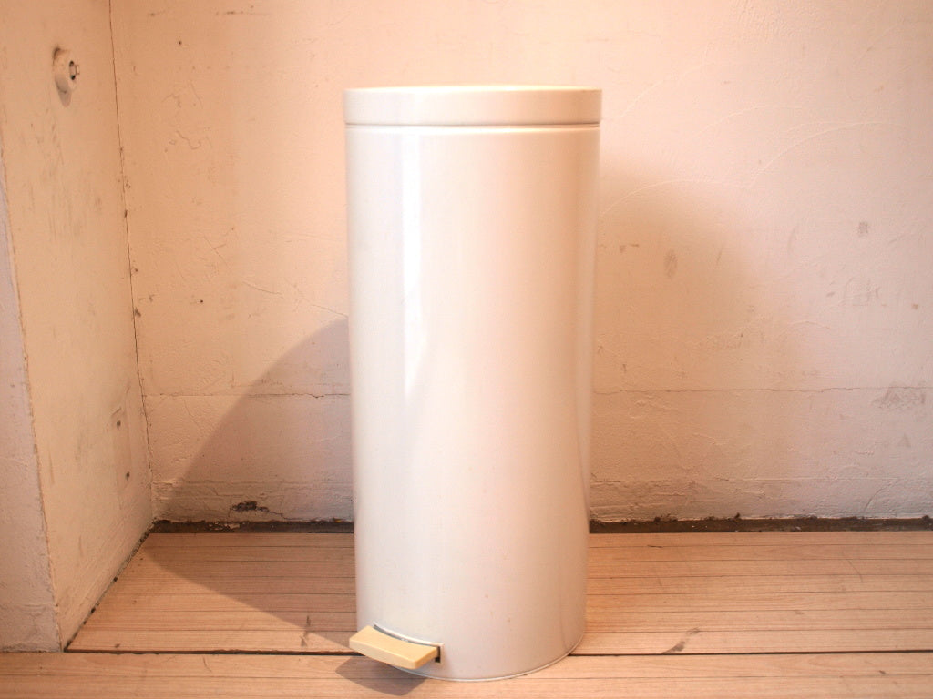 ブラバンシア brabantia ペダルビン Pedal bin ダストボックス dustbox ホワイト 30L ★中古品 買い取りしました。下北沢店 出張買取もお任せ下さい。