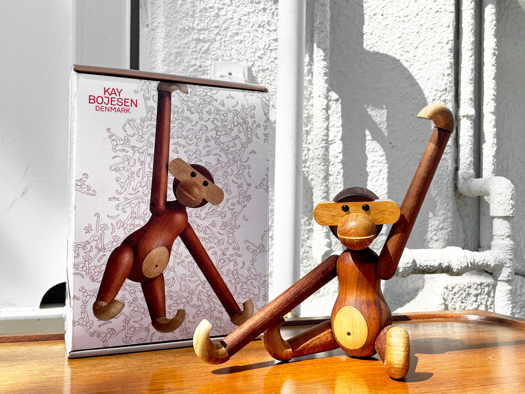 カイボイスン Kay Bojesen モンキー Monkey チーク材 Sサイズ 現行品 木製フィギュア オブジェ デンマーク 定価￥24,750- 中古品 買い取りしました。