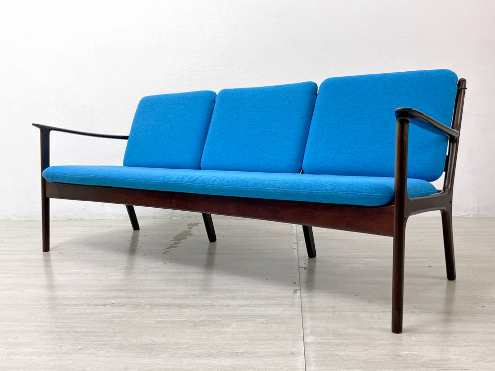 P.ジャップセン PJ Furniture P.Jeppesens Mobelfabrik 3シーター ソファ model.PJ112 マホガニー材 オーレ・ヴァンシャー デンマークビンテージ  中古品 買い取りしました。