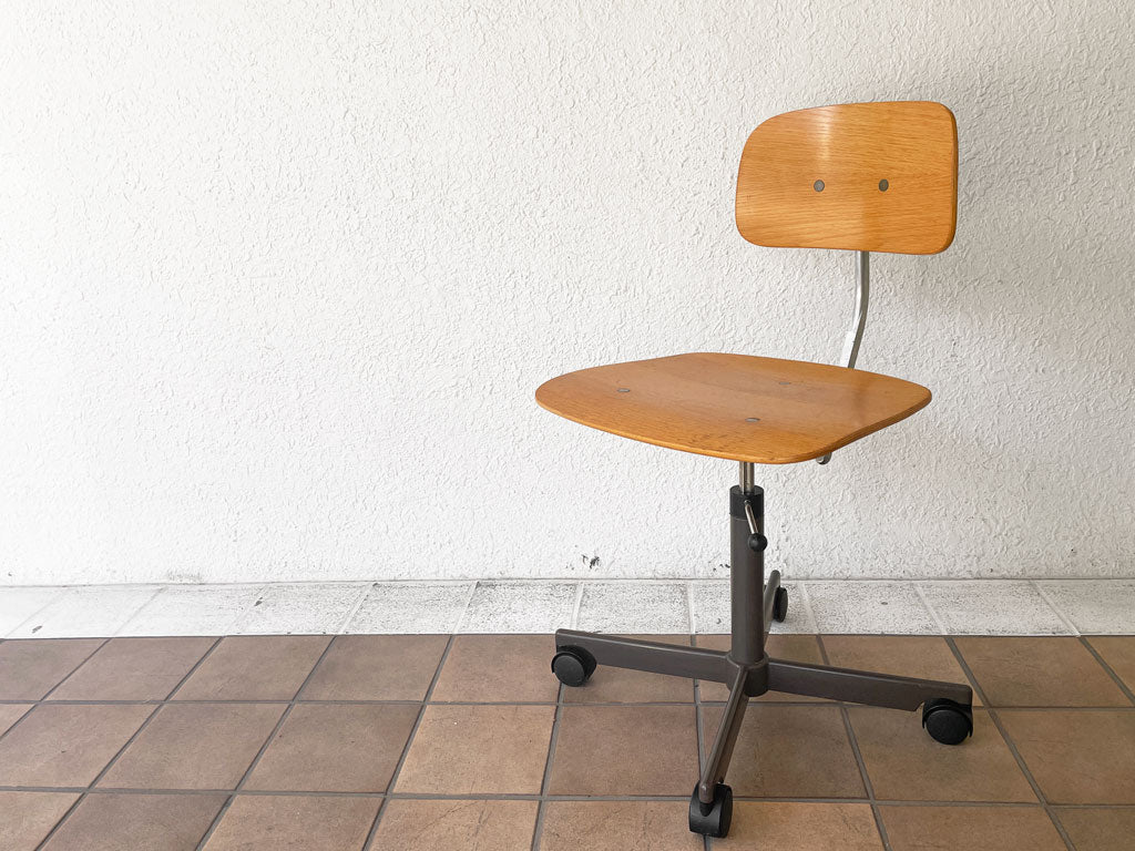 Kettel&Villadsen ケヴィチェア KEVI Chair ヨルゲン・ラスムセン デスクチェア キャスターベース 4本脚 ナチュラルカラー ビンテージ 北欧 デンマーク 中古品 買い取りしました。