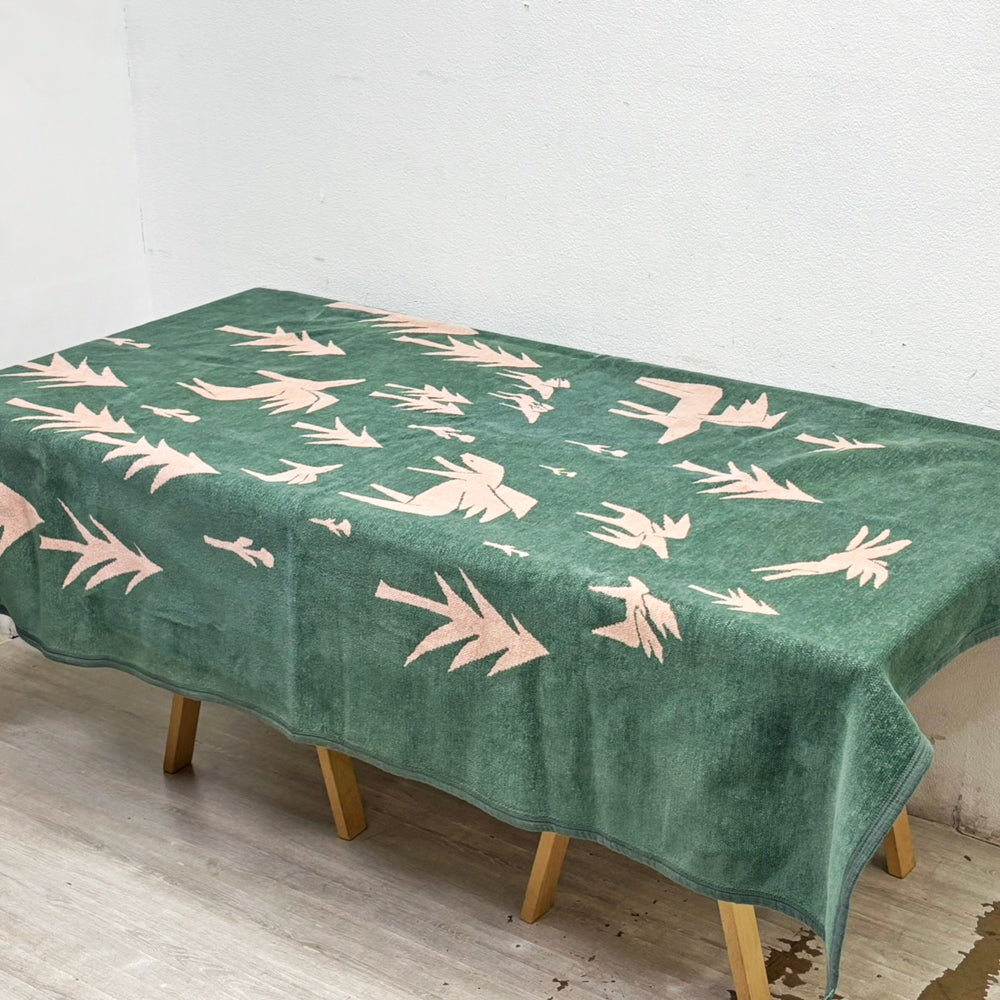 【祖師ヶ谷大蔵店】クリッパン KLIPPAN × ミナペルホネン mina perhonen シュニールコットン シングルブランケット horses go to the moon 140×180cm グリーン×ピンク 買取させていただきました。