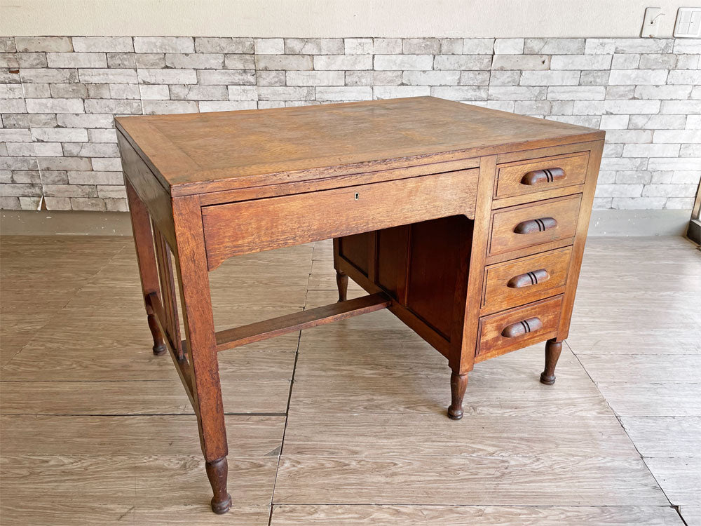ジャパンビンテージ Japan Vintage 古い木味のデスク 机 片袖 抽斗 W106 国産家具 古家具 昭和レトロ 中古品 買い取りしました。