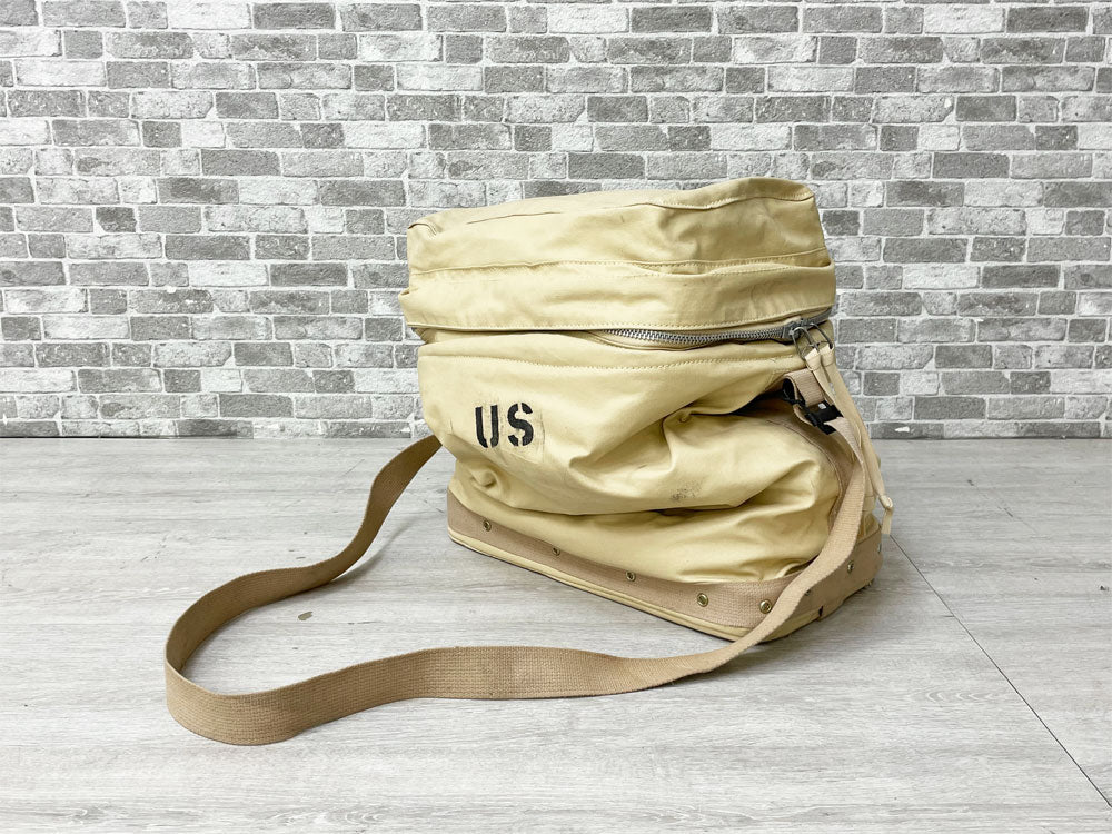 アメリカ製 ウォーターカンケース ウォーターバッグ WATER CAN CASE WATER BAG TAN 軍モノ USミリタリー 店舗什器 ディスプレイ 中古品 買い取りしました。