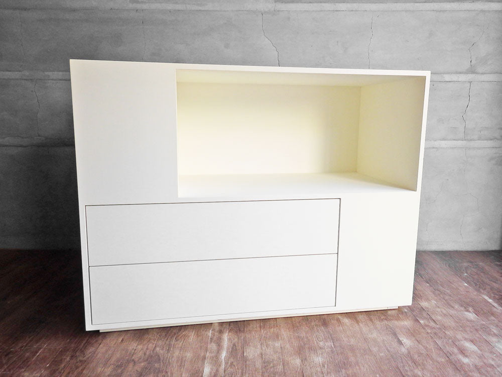 カッシーナイクスシー Cassina ixc マス MASS キャビネット ホワイト デヴィッド チッパーフィール 飾り棚 本棚 シェルフ モダンデザイン 廃番 中古品 買い取りしました。