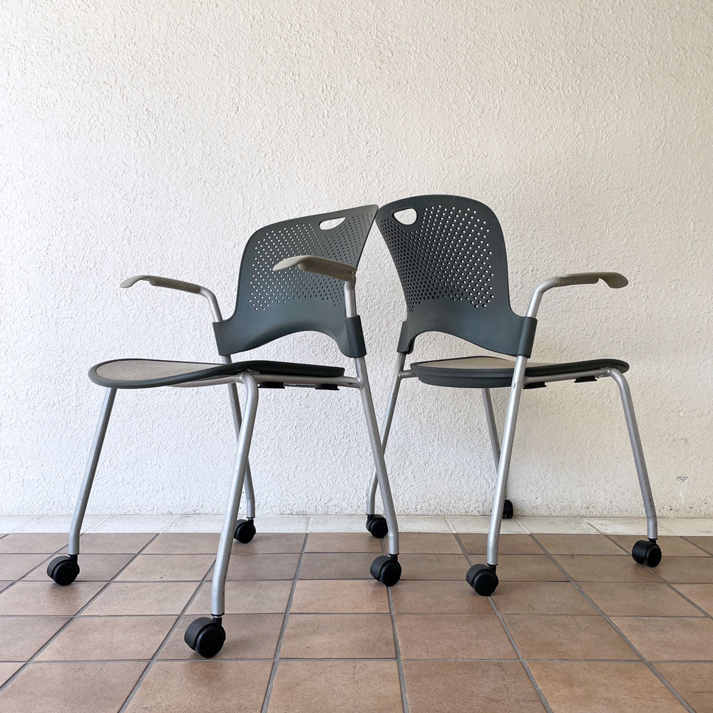 【用賀店】ハーマンミラー Herman Miller ケイパーチェア Caper Chair アームチェア キャスター スタッキングチェア ジェフ・ウェバー 現状品 買取させていただきました。