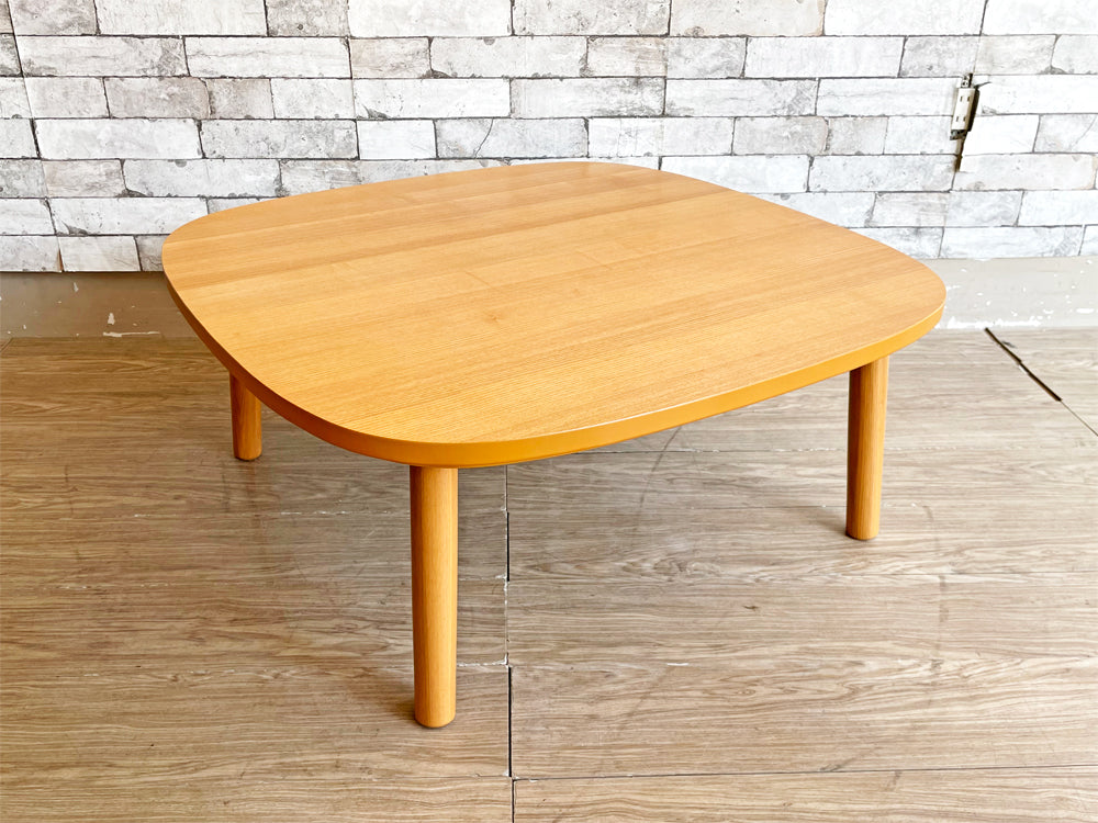 無印良品 MUJI 正方形こたつ ローテーブル タモ材 丸脚 フラットヒーター ナチュラル MJ-KSF840N 廃番 中古品 買い取りしました。