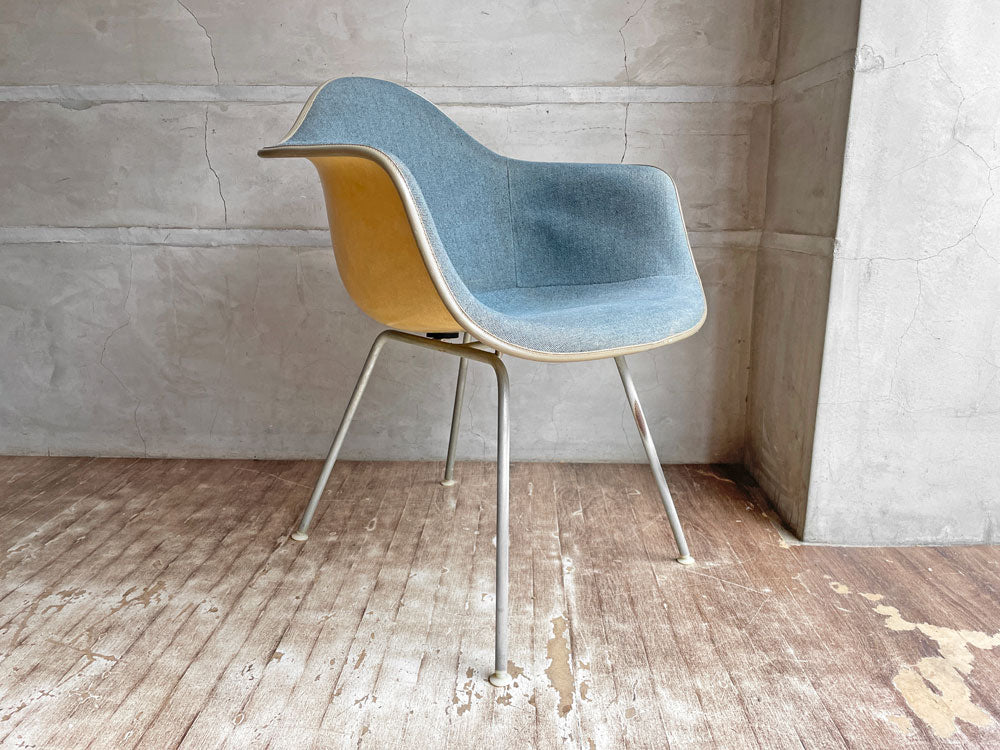 ハーマンミラー Herman Miller アームシェルチェア セカンド 2nd アプホルスター ファブリック Hベース ブルーグレー C＆R イームズ 中古品 買い取りしました。