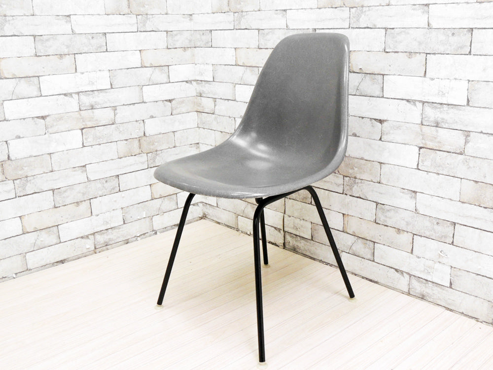 ハーマンミラー Herman Miller 2nd ビンテージ サイドシェルチェア FRP製 エレファントハイドグレー ビンテージブラックHベース イームズ ミッドセンチュリー   中古品 買い取りしました。