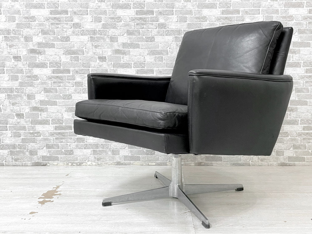 ロイズ・アンティークス Lloyd’s Antiques ダニッシュモダン Danish Modern ビンテージ レザーアームチェア ラウンジチェア 回転式 本革 スチール 北欧 定価33万円 中古品 買い取りしました。