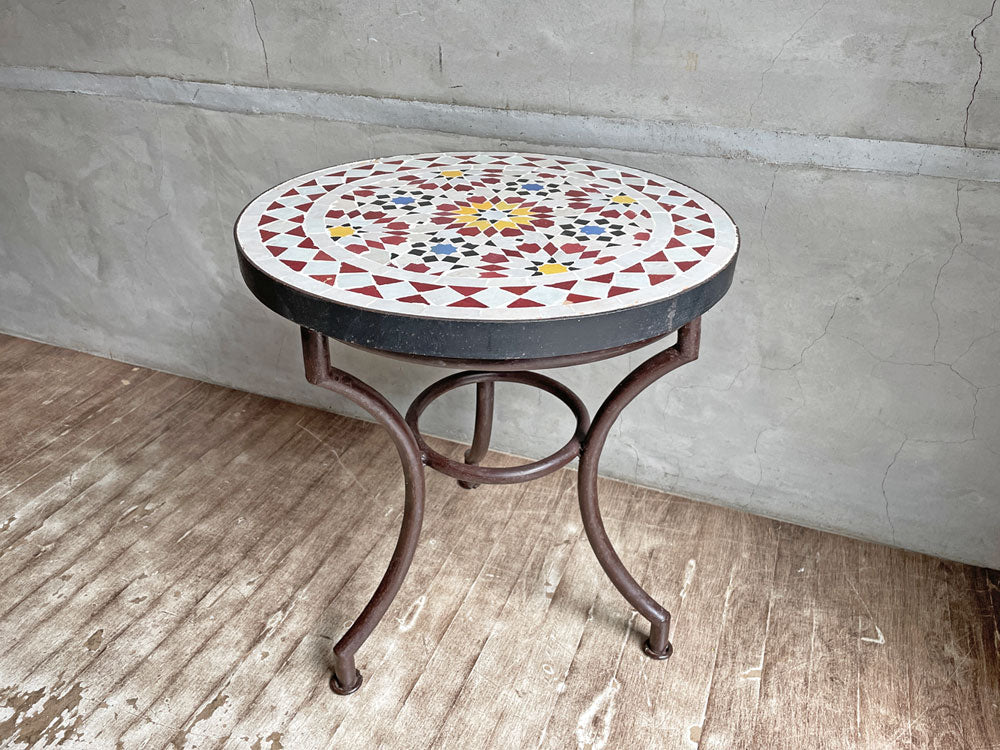 ビンテージ モザイク柄タイルトップ サイドテーブル プランタースタンド キャストアイアン 鋳物   中古品 買い取りしました。