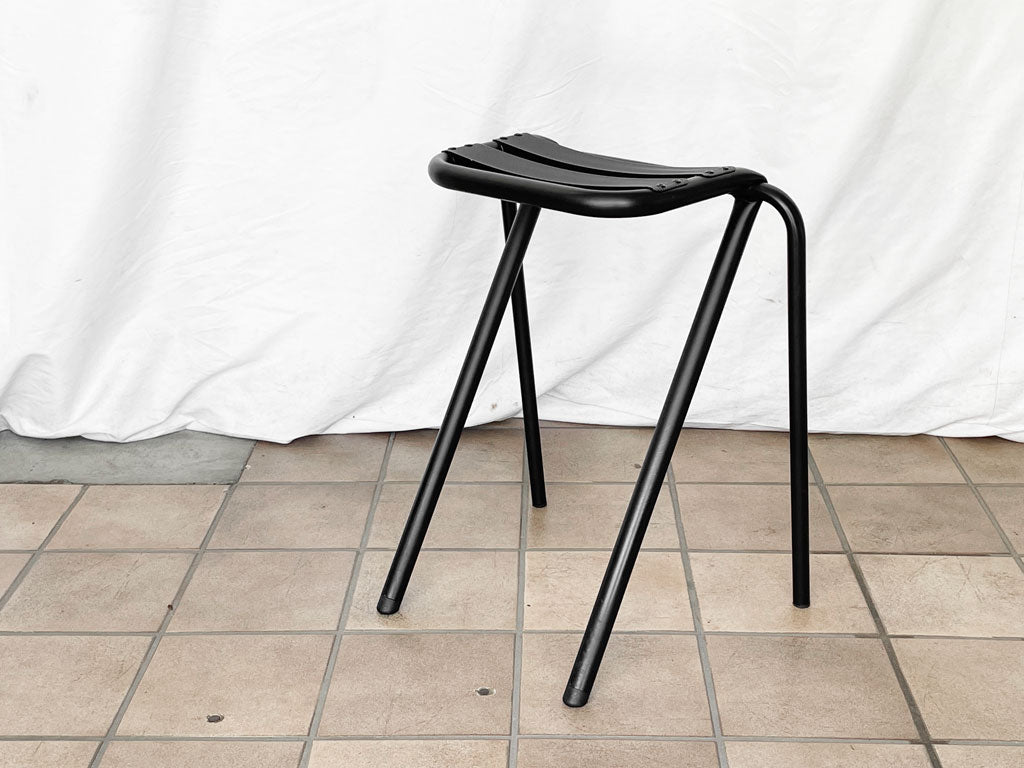 デュエンデ DUENDE ベント BENT スツール スチール ブラック 岩元 航大 Iwamoto Kodai ミニマルデザイン 中古品 買い取りしました。