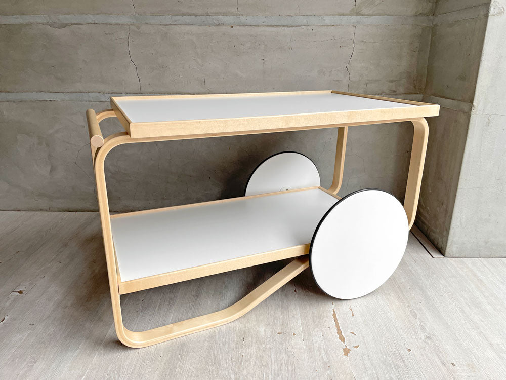 アルテック artek ティートローリー901 TEA TROLLEY 901 ホワイトラミネート バーチ材 アルヴァ・アアルト 北欧 フィンランド 定価￥377,300- 中古品 買い取りしました。