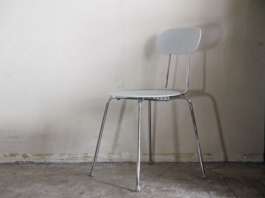 マジス MAGIS マリオリナ Mariolina ダイニングチェア スタッキングチェア エンツォ・マーリ ENZO MARI イタリア 中古品 買い取りしました。