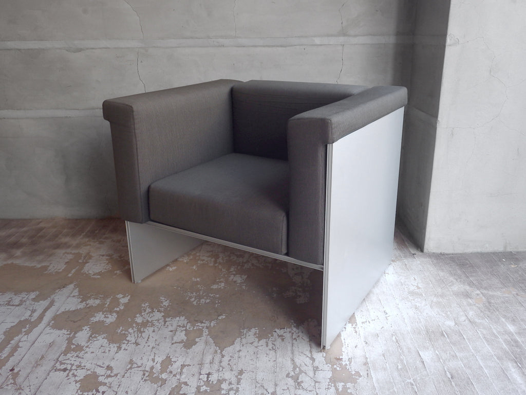 カッシーナ Cassina エアフレーム 3001 AIR FRAME 3001 1人掛け ソファ デヴィッド・チッパーフィールド 定価:27万 中古品 買い取りしました。