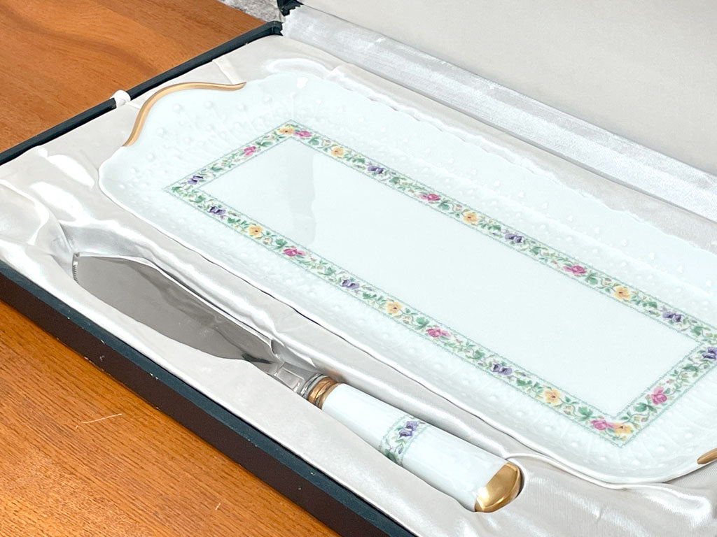 リモージュ Limoges ジョルジュ ボワイエ エグラン Georges Boyer porcelaine dure ケーキ皿＆サーバーセット プレート 箱付き フランス 買い取りしました。