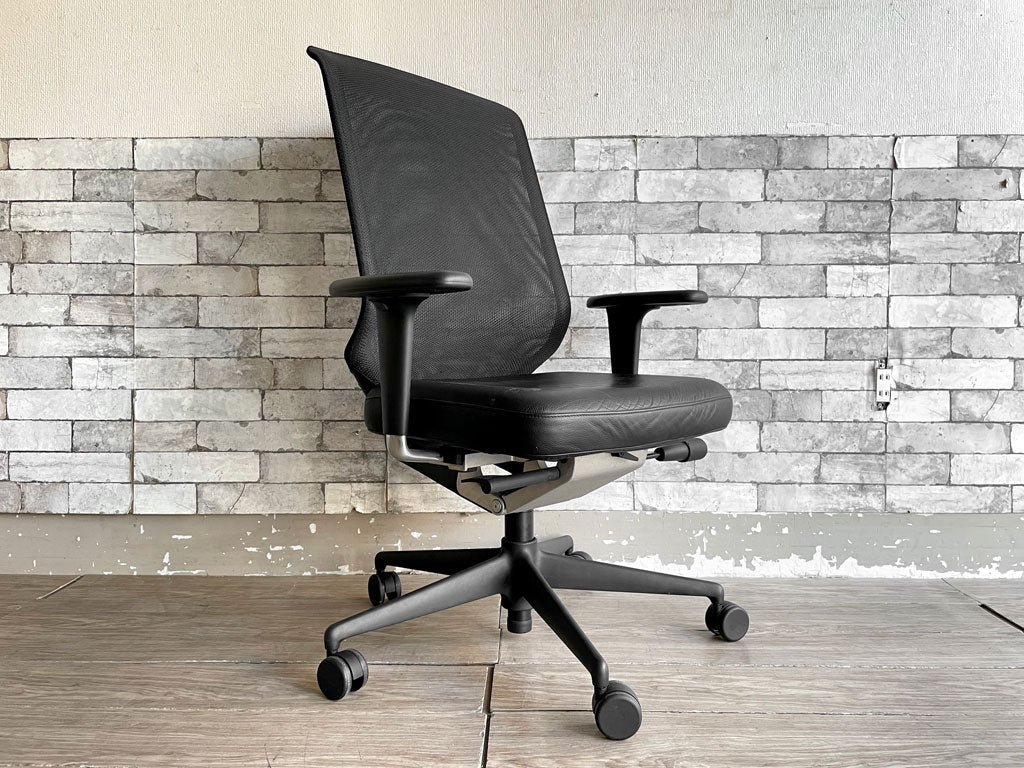ヴィトラ vitra メダプロ MEDAPRO デスクチェア オフィスチェア メッシュ背もたれ 本革座面 ブラック アルベルト・メダ 中古品 買い取りしました。
