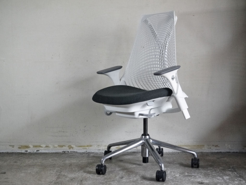 ハーマンミラー Herman Miller セイルチェア SAYL Chair フェザーグレー デスクチェア イヴ・ベアール スタジオホワイト 中古品 買い取りしました。