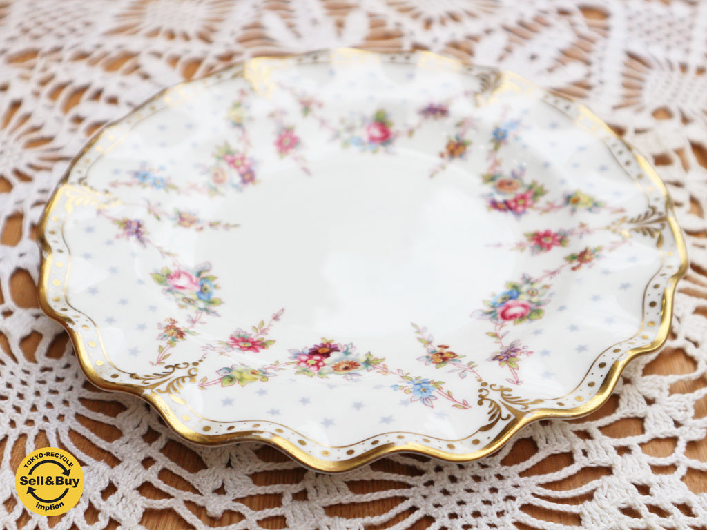 ロイヤルクラウンダービー Royal Crown Derby ロイヤルアントワネット プレート 20cm 英国王室御用達 定価￥32,040 買い取りしました。