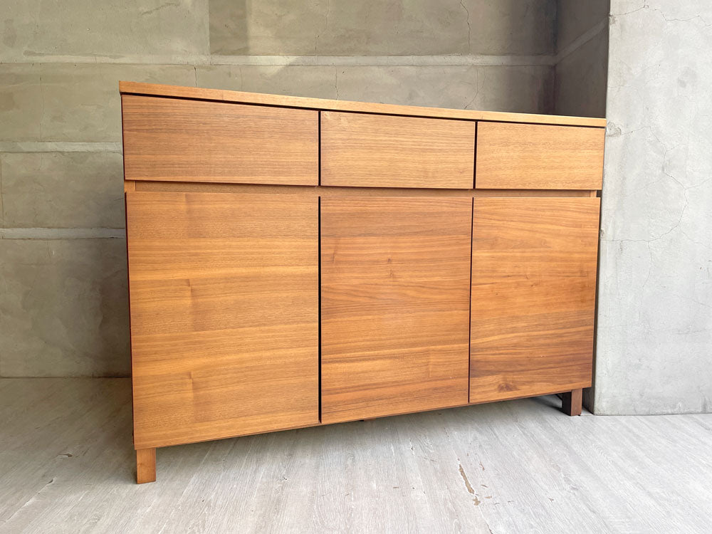 無印良品 MUJI ウォールナット材 木製収納 キャビネット (大) 木製扉 w120cm ナチュラル モダン 中古品 買い取りしました。
