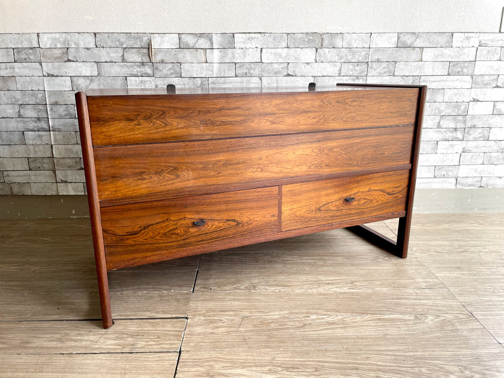 デンマークビンテージ Danish Vintage ローズウッド × チーク材 ボックス型キャビネット サイドボード W120cm レザータブ 抽斗2杯 カトラリーボックス付 中古品 買い取りしました。