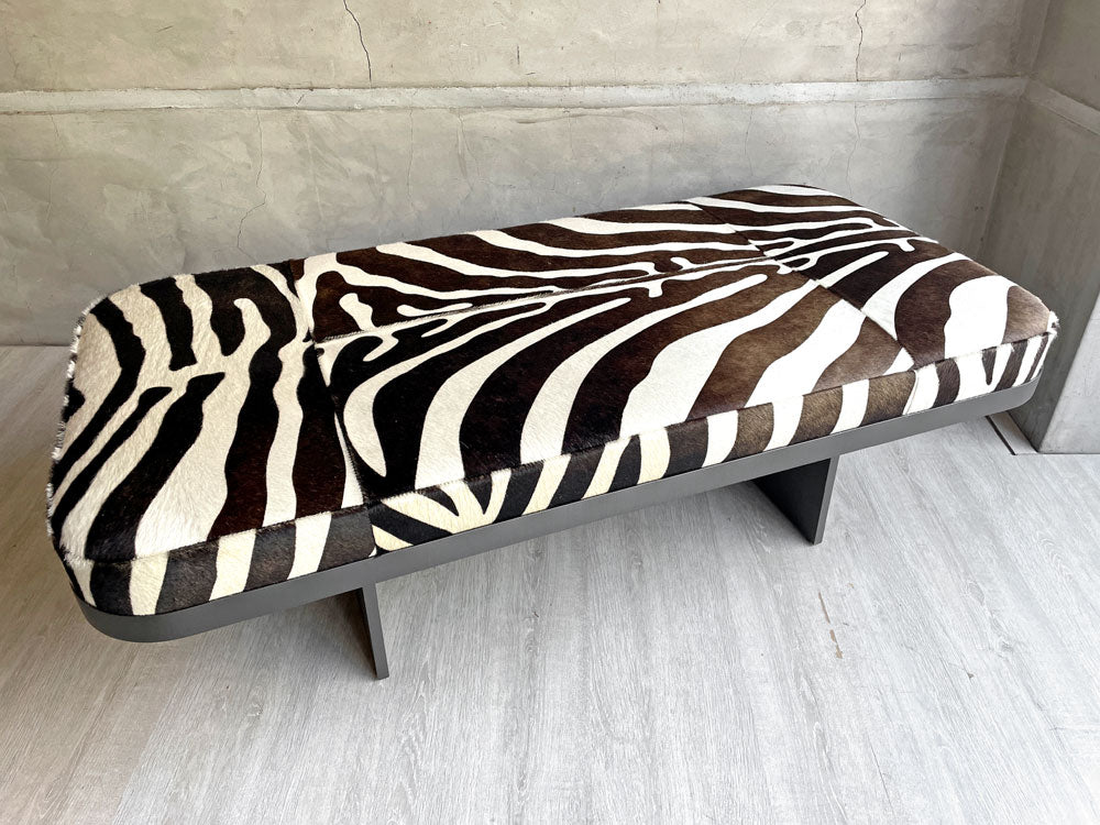 ミノッティ Minotti クライヴ CLIVE ベンチ W120cm ゼブラ本革 ロドルフォ・ドルドーニ 2019年モデル イタリア モダンデザイン 定価￥1,520,000- 中古品 買い取りしました。