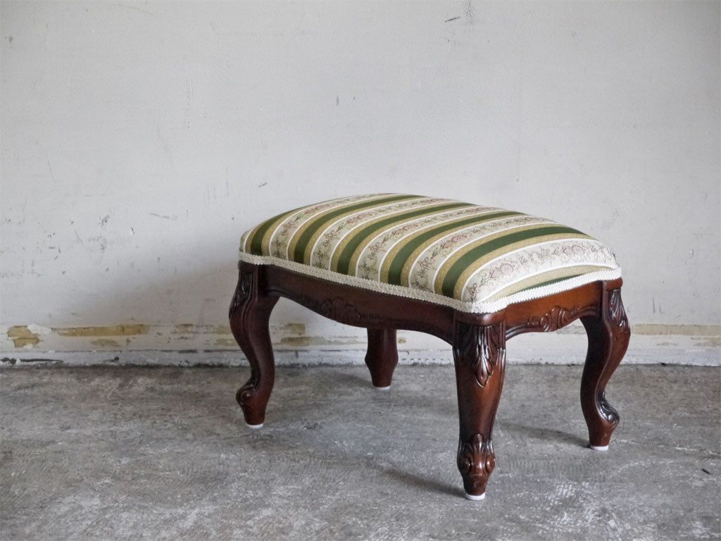 ヴェローナクラシック Verona Classic フットスツール ミックスグリーンファブリック イタリア製 ヨーロピアンクラシカルデザイン 中古品 買い取りしました。